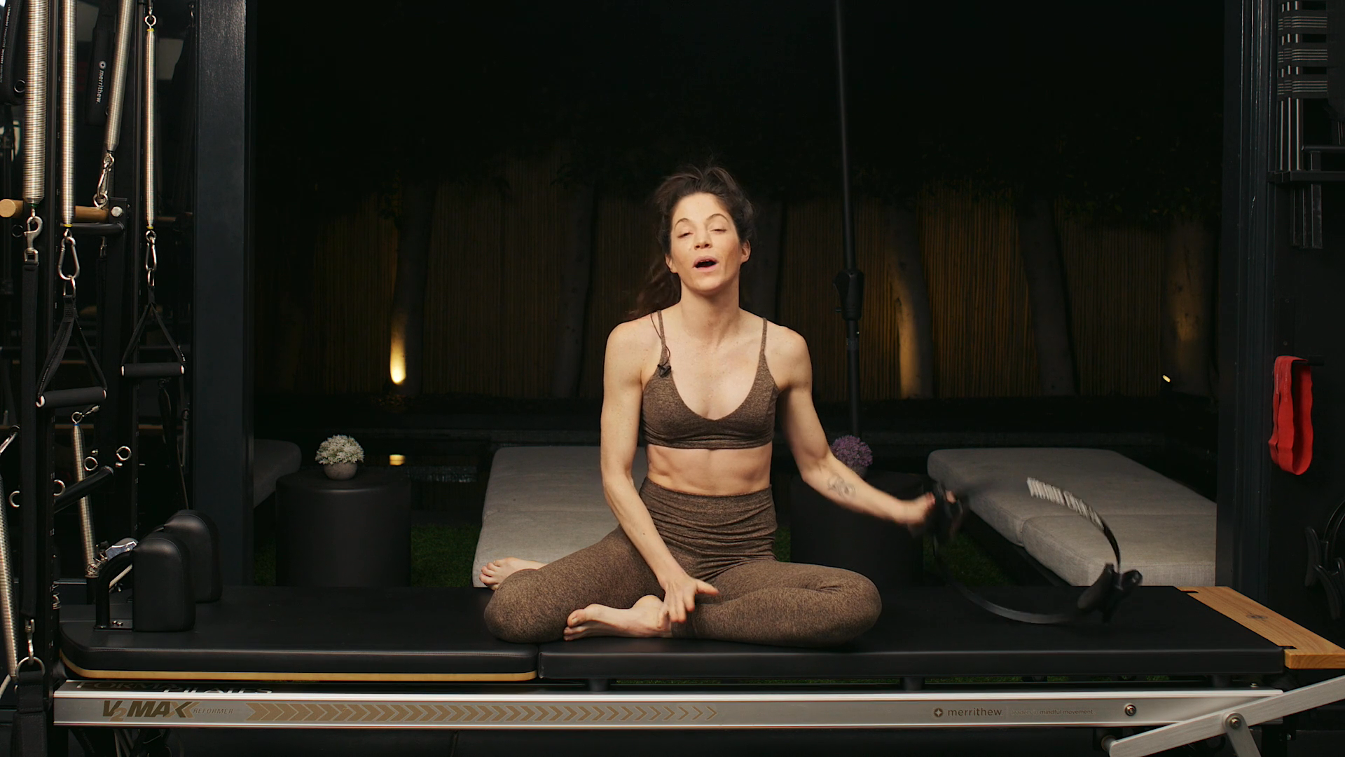 Preview of 10 Min Mat | Stretch Session