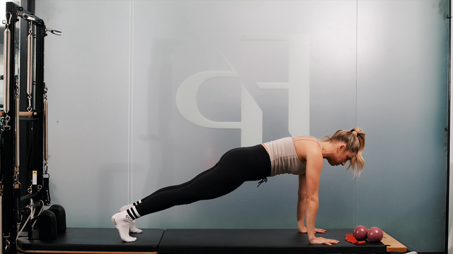 Preview of Mat Upper Body + Core Endurance 004