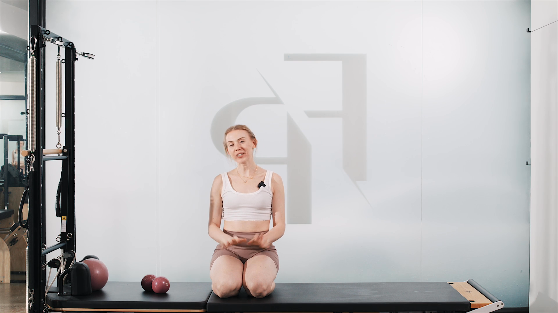 Preview of 20 Min Mat | Abs & Arms