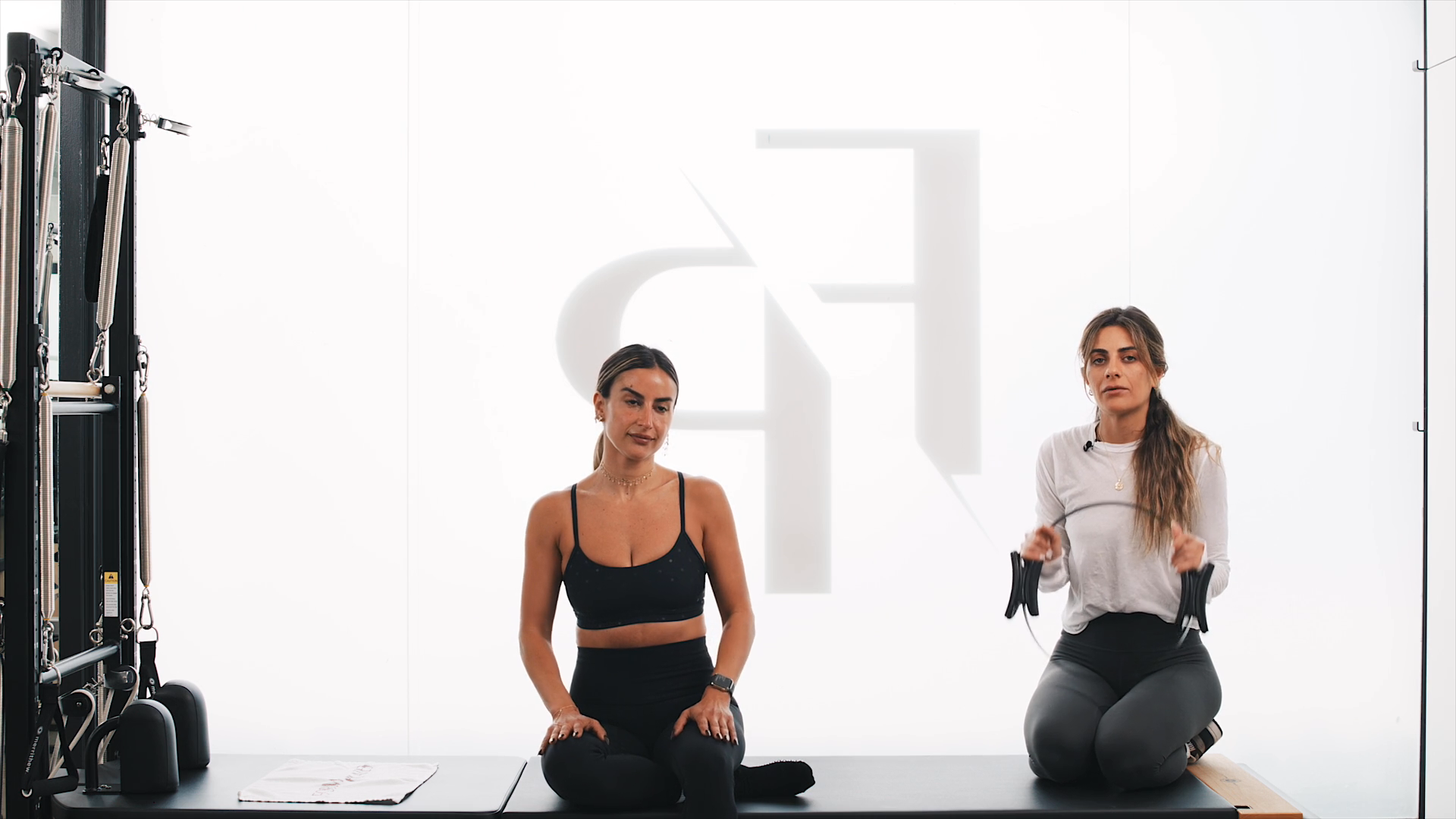 Preview of 15 Min Mat | Legs x Liana Levi | Inner Things with Pilates Ring