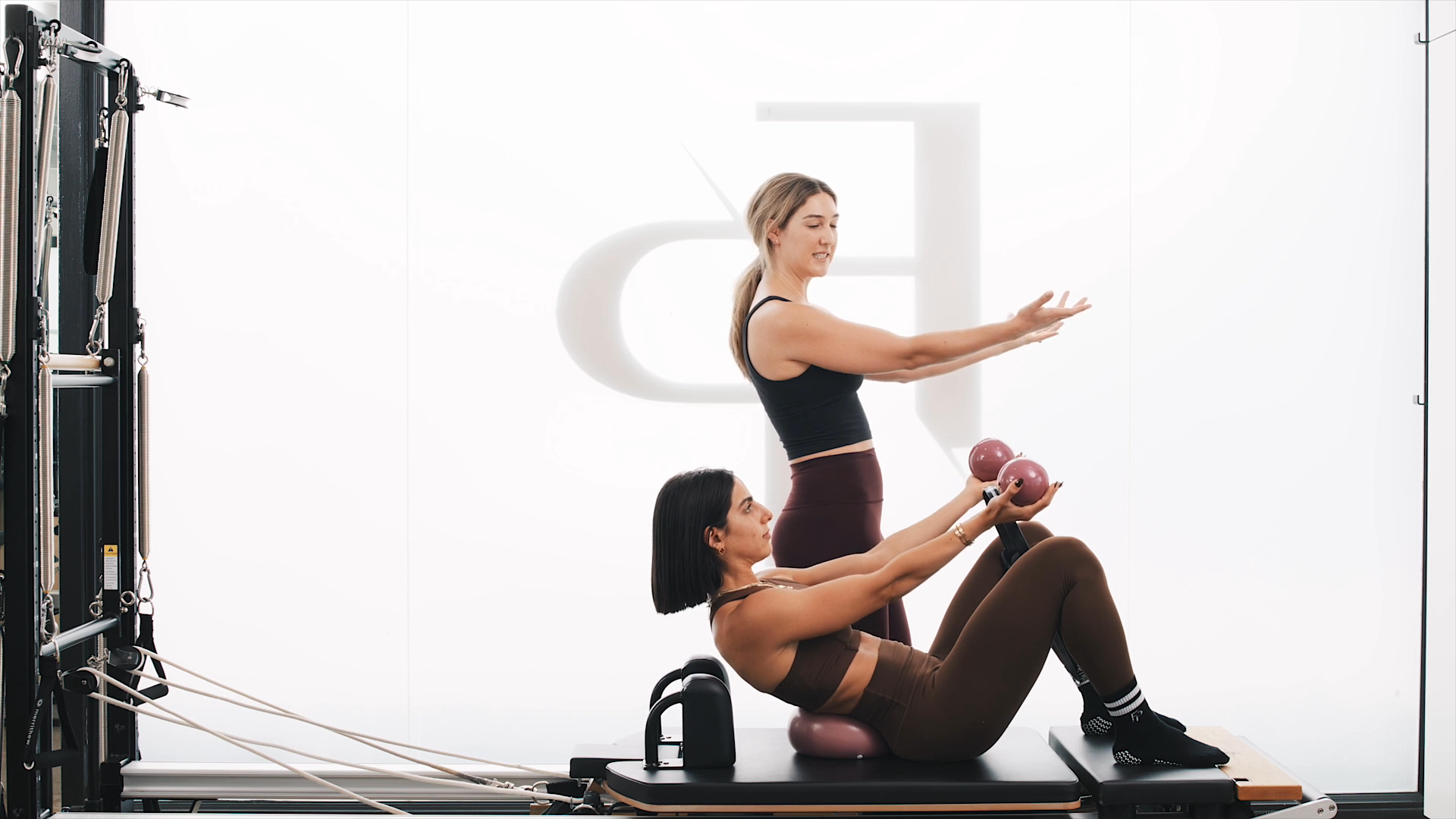 Preview of Reformer Full Body Sculpt & Tone 006