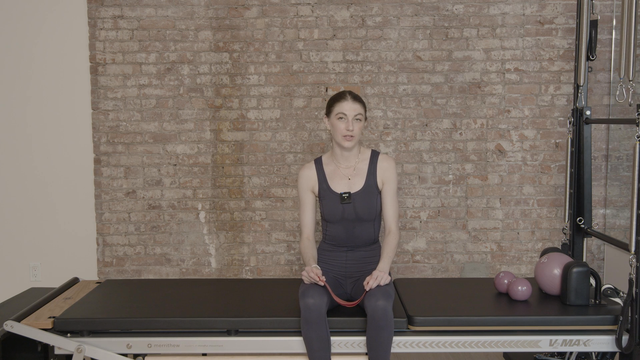 Preview of 25 Min Mat | Glutes and Abs