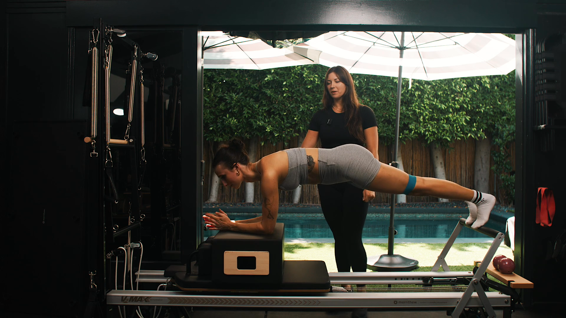 Preview of Lower Body + Core Reformer 004