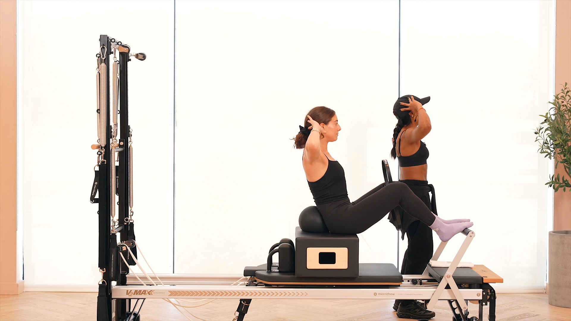 Preview of Reformer Sculpt Lower Body & Abs 005