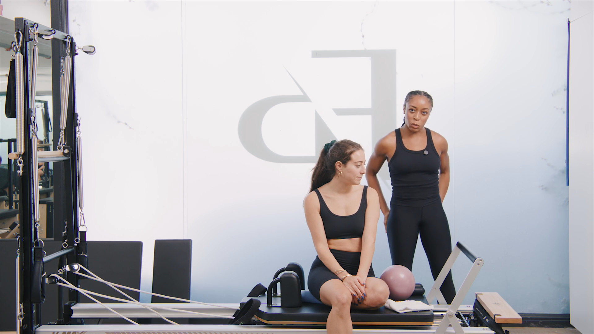 Preview of 25 Min Reformer | Glutes and Abs