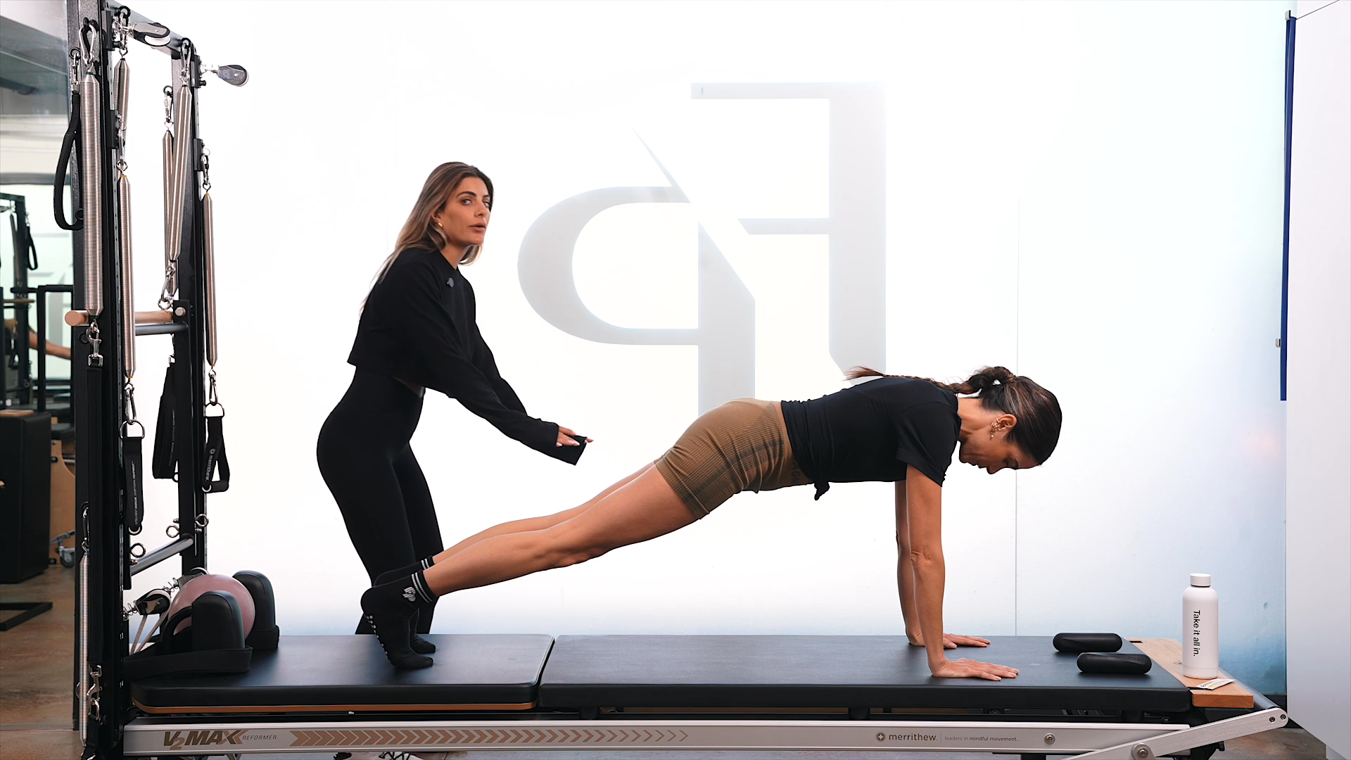 Preview of Full Body Power Mat Pilates 002