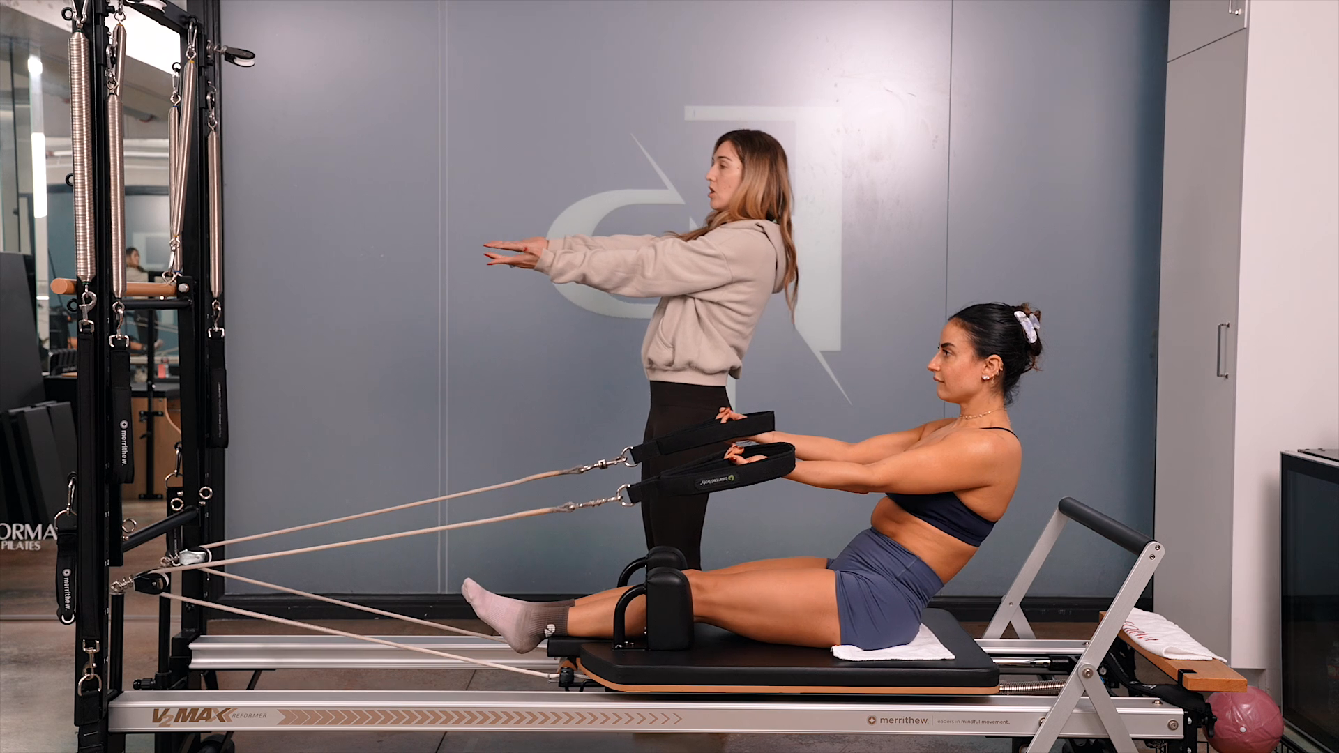 Preview of Upper Body & Core Reformer Flow 001