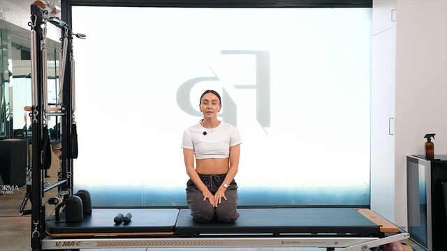 Preview of DAY 4 - 10 min Mat | Obliques